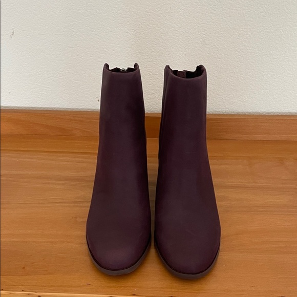 Toms Dark Plum Ankle Booties - Picture 7 of 11